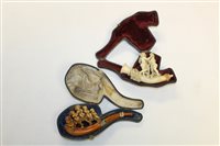 Lot 4049 - Late 19th century meerschaum cheroot holder...