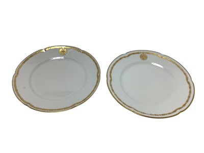 Lot 61 - Pair of 1930s Italian Doccia porcelain plates, by Richard Ginori. Decorated in gilt with the Savoy coat of arms and the collar of the Annunciation. Marked to base “Richard Ginori, Manifattura D...