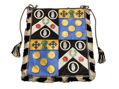 Lot 976 - Decorative 19th century painted silk and silk lined masonic apron
