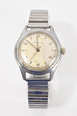 Lot 776 - Gentlemen's 1940s Breitling wristwatch, silvered dial with luminous hands and red sweep seconds hand. Serial 373822 (112). Stainless steel case