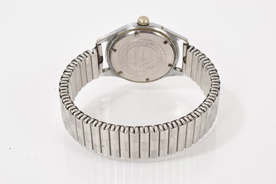 Lot 776 - Gentlemen's 1940s Breitling wristwatch, silvered dial with luminous hands and red sweep seconds hand. Serial 373822 (112). Stainless steel case