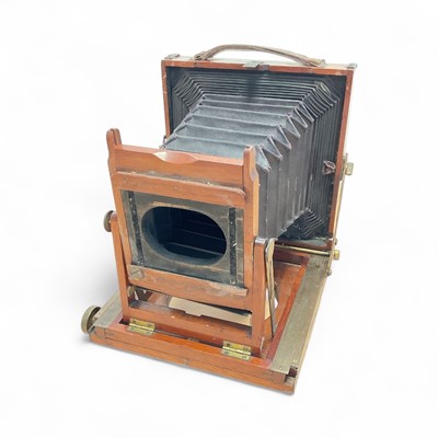 Lot 2859 - Hora & co plate mahogany plate camera