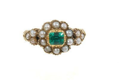 Lot 555 - Regency emerald and seed pearl cluster ring