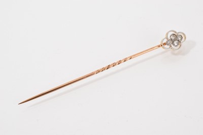Lot 729 - Edwardian diamond stick pin