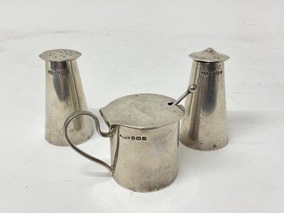 Lot 215 - Silver three-piece cruet set Birmingham 1944