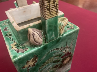 Lot 53 - Chinese famille verte tea kettle and cover, Kangxi