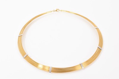 Lot 741 - Contemporary 18ct yellow and white gold necklace
