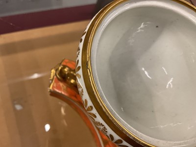 Lot 47 - Chamberlain’s Worcester pastille burner, painted with feathers, circa 1807