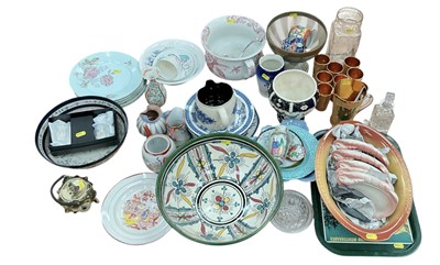 Lot 444 - Miscellaneous group of antique and vintage ceramics to include two Murano glasses, vintage Safi pottery charger, other vintage ceramics and glass