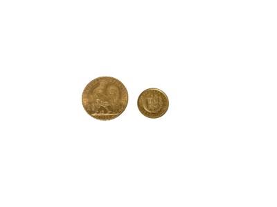 Lot 408 - World - Gold coins to include Peru, trade 1/5 Libra 1961 UNC (N.B. Actual Gold Weight: .0471oz) & France 20 Francs 1909 UNC (N.B. Actual Gold Weight: .1867oz) (2 coins)