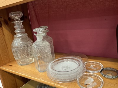 Lot 193 - 19th century glassware