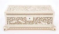 Lot 3539 - Fine quality 1920s Indian ivory locking casket...