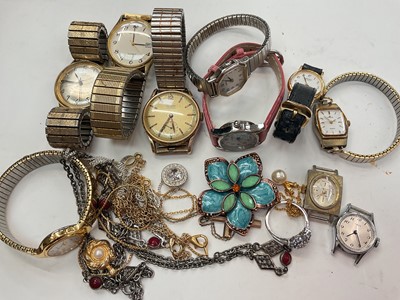 Lot 915 - Box of vintage wristwatches and costume jewellery