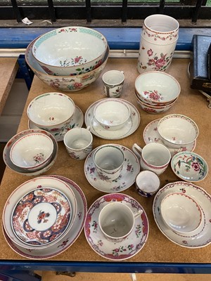 Lot 48 - Group of 18th century Chinese famille rose porcelain, including bowls, tea bowls, saucers, etc