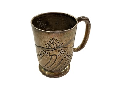 Lot 957 - Late Victorian silver christening cup with embossed decoration (Sheffield 1900)