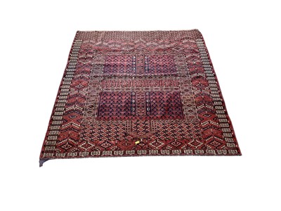 Lot 1488 - Eastern blue and red rug, 146cm x 123cm