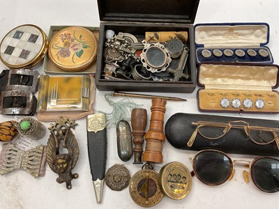 Lot 342 - Vintage compacts, turned wood bobbin/ sewing etui in the form of a rook chess piece, wooden desk seal, plated watch chain, plated glazed locket pendant, other bijouterie and sundry items