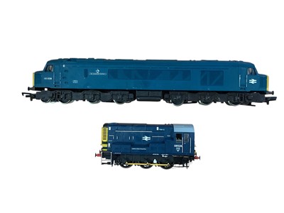 Lot 1803 - Mainline Railways OO Gauge BR blue Class 45 The Manchester Regiment diesel 45039 and Hornby BR blue Class 08 Shunter 08528, plus rolling stock, all loose (1 box)