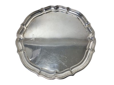 Lot 419 - Silver salver