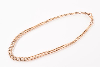 Lot 575 - 9ct gold curb link watch chain