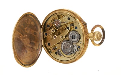 Lot 789 - Gold fob watch