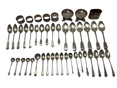 Lot 462 - Mixed group silver and white metal