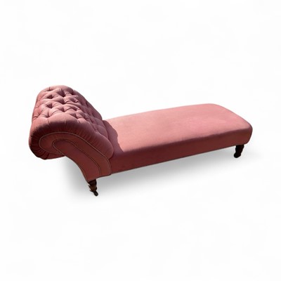 Lot 1556 - Late Victorian chaise longue with buttoned pink upholstery