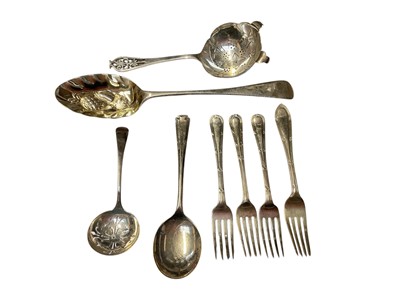 Lot 155 - George III Old English feather edge pattern table spoon, converted to a berry spoon (London 1795), together with a group other silver flatware, 7.5ozs of weighable silver.