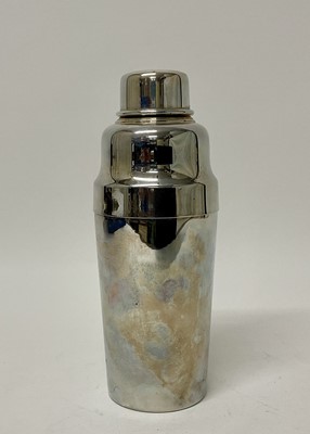 Lot 211 - Christofle silver plated cocktail shaker
