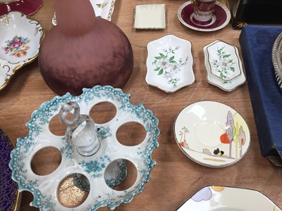 Lot 5041 - Group of ceramics to include Beswick horse and similar, Aynsley, Edinburgh crystal, art glass vase and others