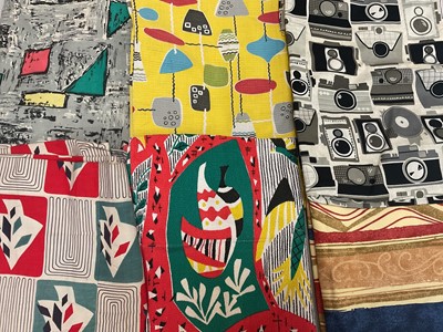 Lot 2547 - 1950s and 1960s collection of fabric including unlined curtains, lengths and pieces.