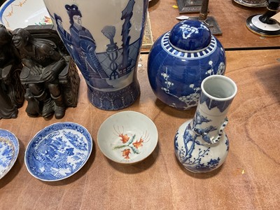 Lot 5083 - A mixed group of ceramics to include a 19th century Chinese blue and white bottle vase, a prunus vase etc, together with two modern bookends