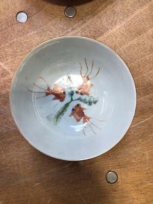 Lot 5083 - A mixed group of ceramics to include a 19th century Chinese blue and white bottle vase, a prunus vase etc, together with two modern bookends