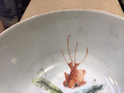 Lot 5083 - A mixed group of ceramics to include a 19th century Chinese blue and white bottle vase, a prunus vase etc, together with two modern bookends