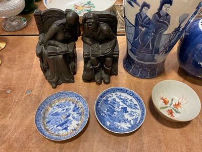 Lot 5083 - A mixed group of ceramics to include a 19th century Chinese blue and white bottle vase, a prunus vase etc, together with two modern bookends