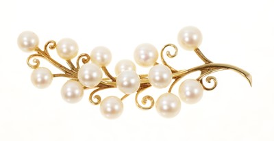 Lot 713 - Mikimoto cultured pearl and 14ct yellow gold spray brooch with 14 cultured pearls and gold scrolls, 62mm.