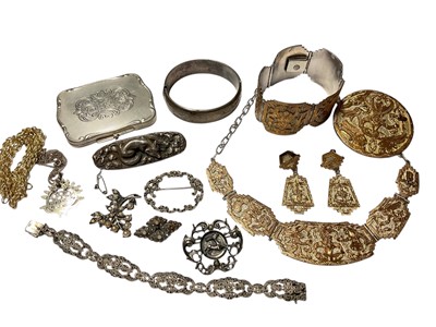 Lot 203 - Mexican silver and gilded suite of jewellery, together with other silver, white metal and costume jewellery, and a Continental silver (835) powder compact