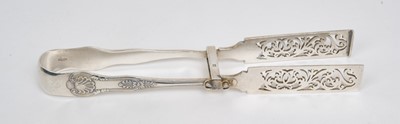 Lot 468 - Edwardian silver Kings pattern, asparagus tongs, with pierced decoration, (London 1905) maker, Goldsmiths and Silversmiths Company, 22.5cm in overall length, all at 5ozs.