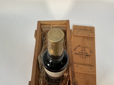 Lot 8 - One bottle, The Macallan 25 year old Anniversary Malt, distilled 1957 and bottled 1983, 75cl., 43%, OWC
