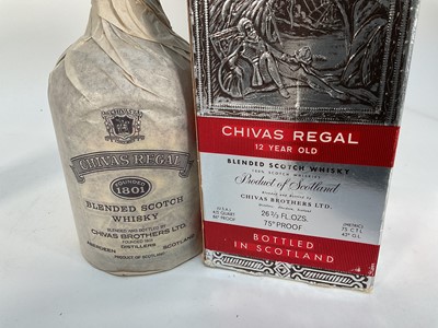 Lot 10 - Chivas Regal 12 year old whisky in original box, together with a bottle of Rudolf Muller Trocken Beeren Auslese, Pfalz 1999 (2)