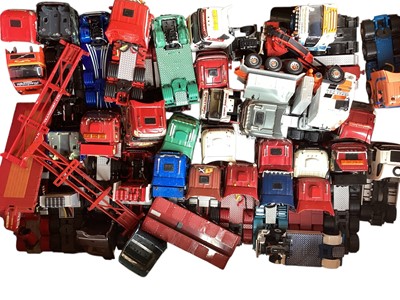 Lot 1925 - WSI Collectibles diecast lorries and accessories (qty)