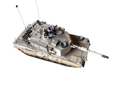 Lot 1926 - Military model Tanks and other vehicles (1 box)