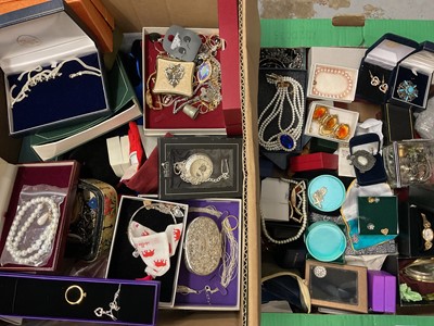 Lot 332 - Large quantity of vintage and contemporary costume jewellery, watches and bijouterie (2 boxes)