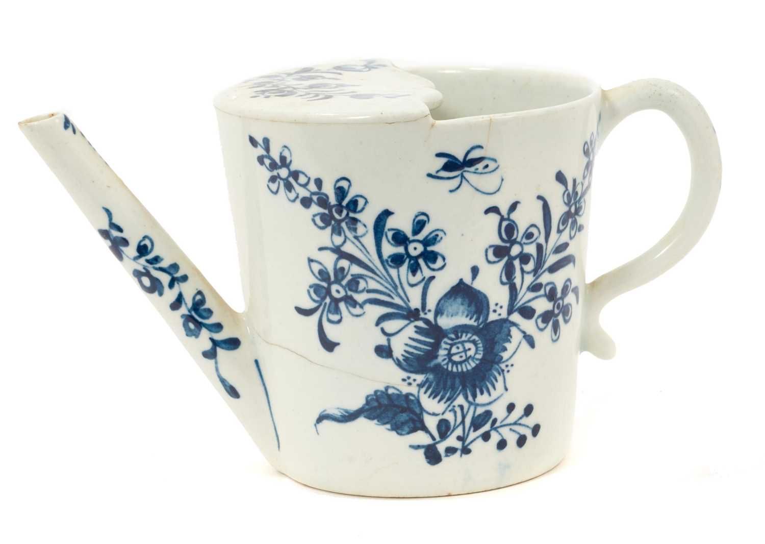 Lot 22 - Lowestoft porcelain feeding cup