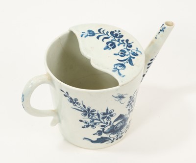Lot 22 - Lowestoft porcelain feeding cup