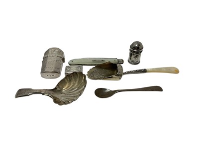 Lot 255 - Small group of silver vertu items, including silver vinaigrette, silver bladed fruit knife etc