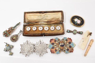 Lot 521 - Group of Victorian and later jewellery