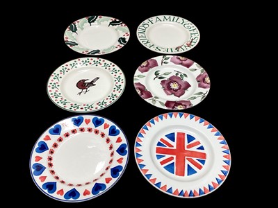 Lot 2289 - Ten Emma Bridgewater plates including Union Jack Truly Great and Hellebore