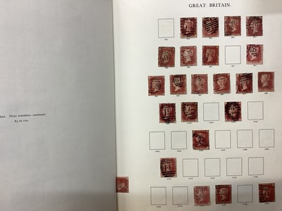 Lot 1106 - 1 box of stamps to include albums and mixed loose stamps