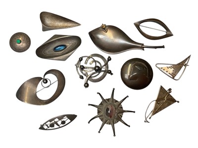 Lot 75 - Group of silver Modernist abstract design brooches